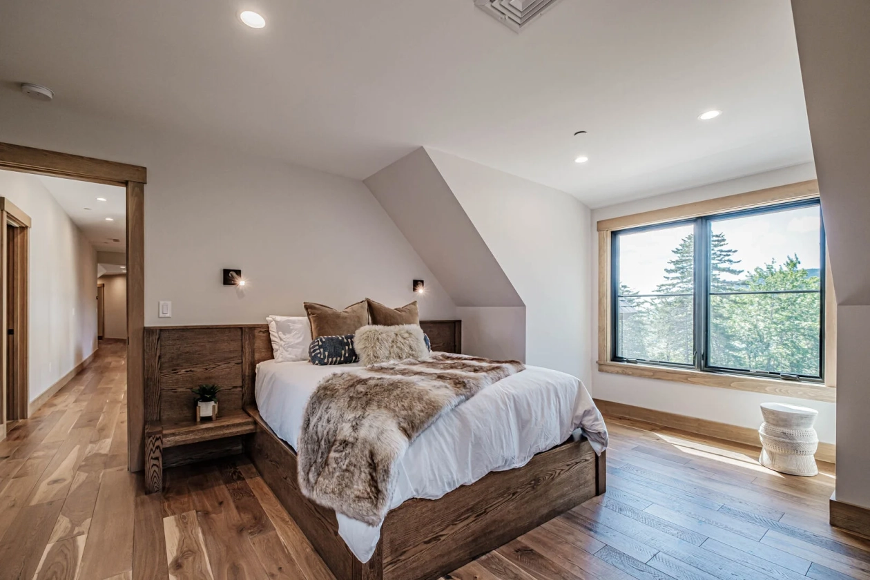 queen suite alpine