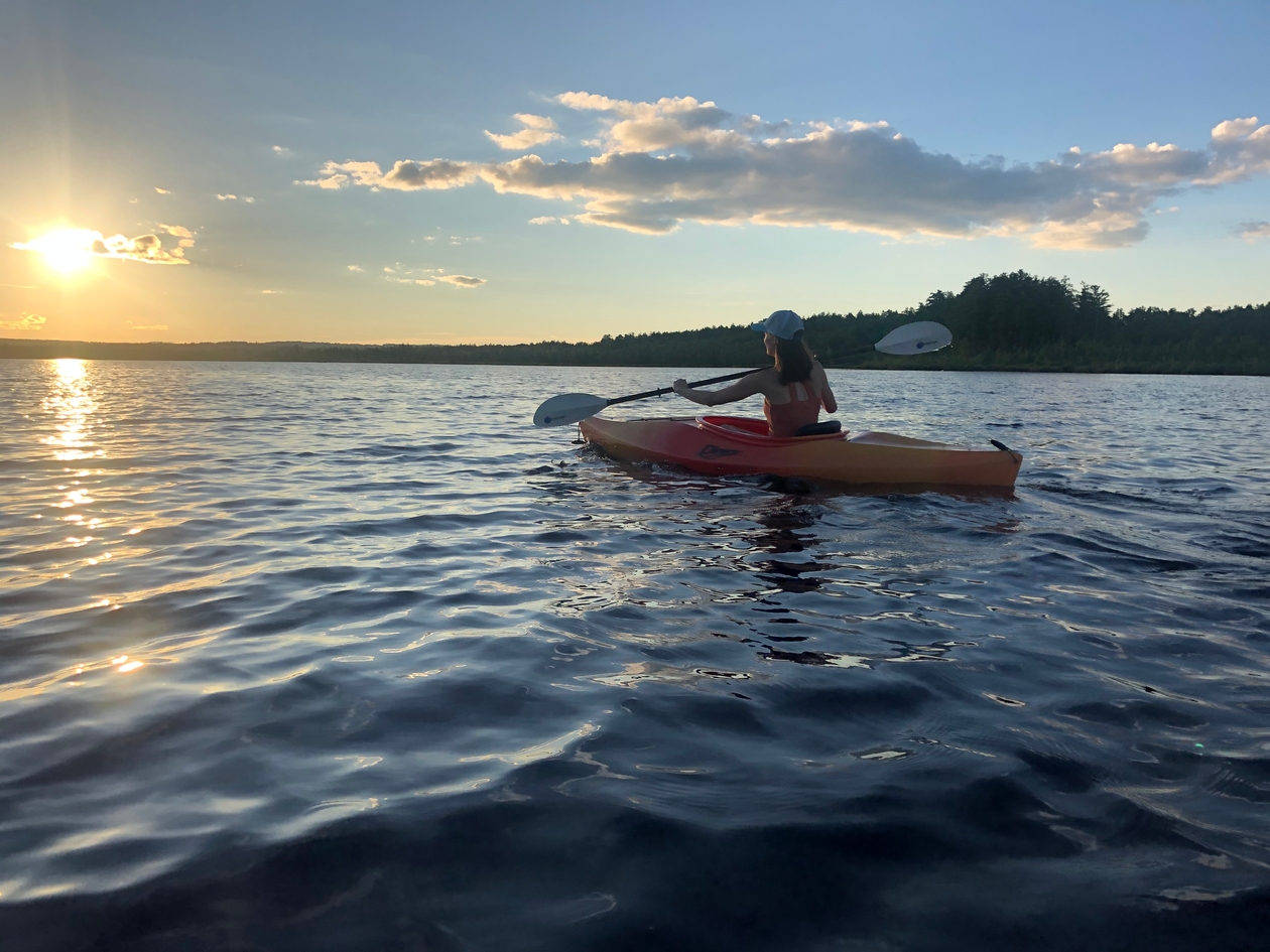 Move your body, girl kayaking